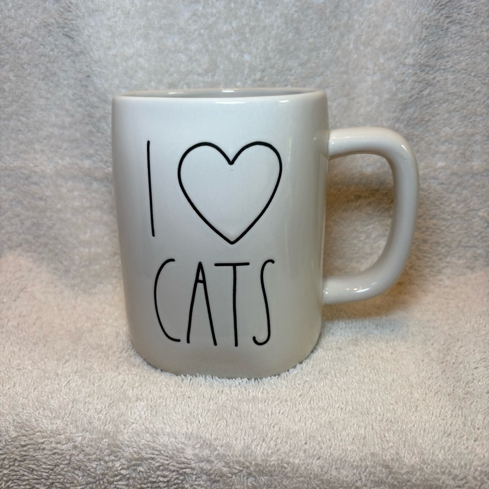 Rae Dunn Artisan Collection By Magenta 20oz Mug “I Heart Cats”